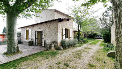 Propriété - 281 m² - 1 pièce