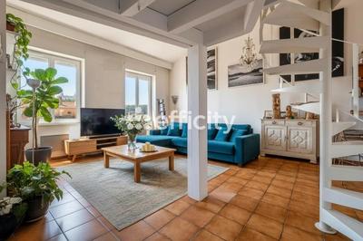 Appartement - 114 m² - 4 pièces