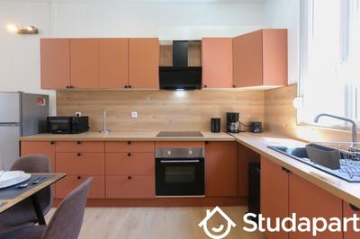 Chambre - 9 m² - 1 pièce