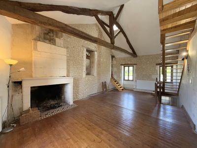 Maison - 226 m² - 7 pièces