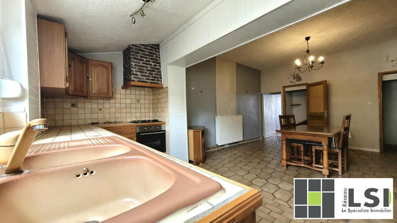 Maison - 95 m² - 6 pièces