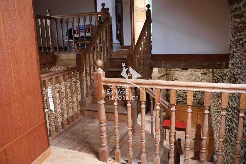 Maison en pierre - 178 m² - 6 pièces