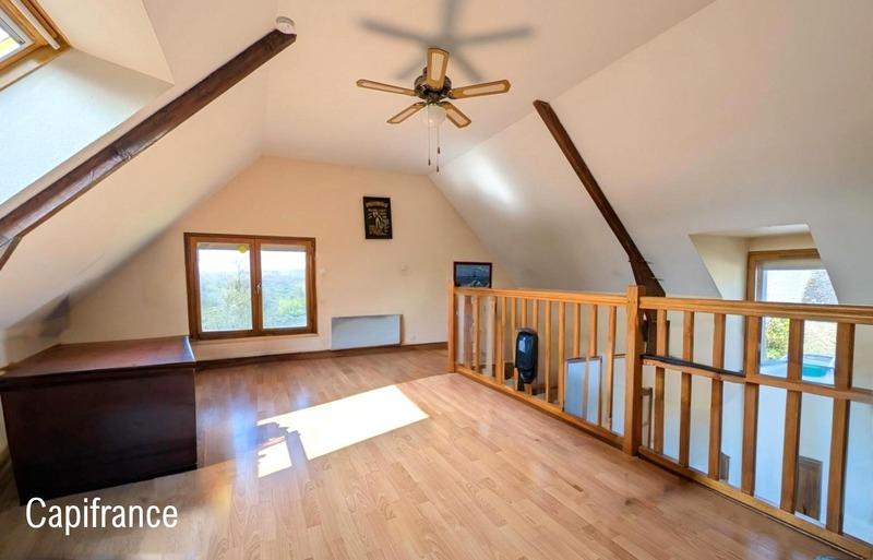 Maison - 140 m² - 6 pièces