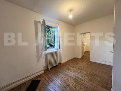 Maison de ville - 70 m² - 4 pièces