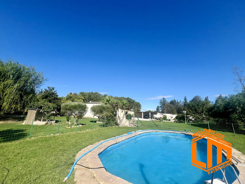 Maison - 187 m² - 6 pièces