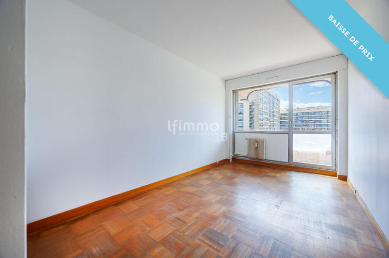Appartement - 77 m² - 3 pièces