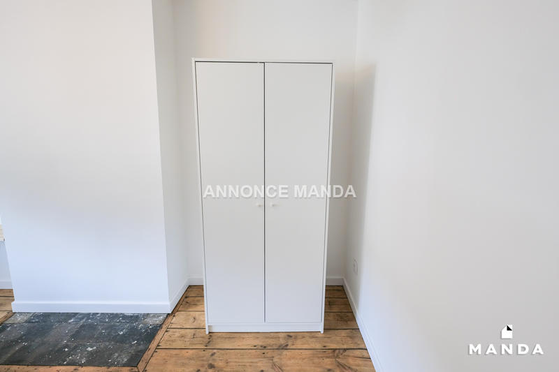 Chambre - 10 m² - 5 pièces