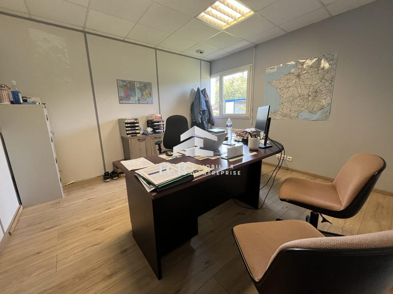 Local d'activités - 5 584 m²