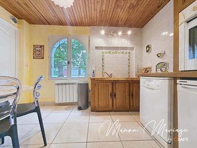 Maison - 86 m² - 4 pièces
