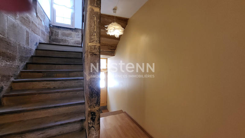 Maison - 215 m² - 8 pièces