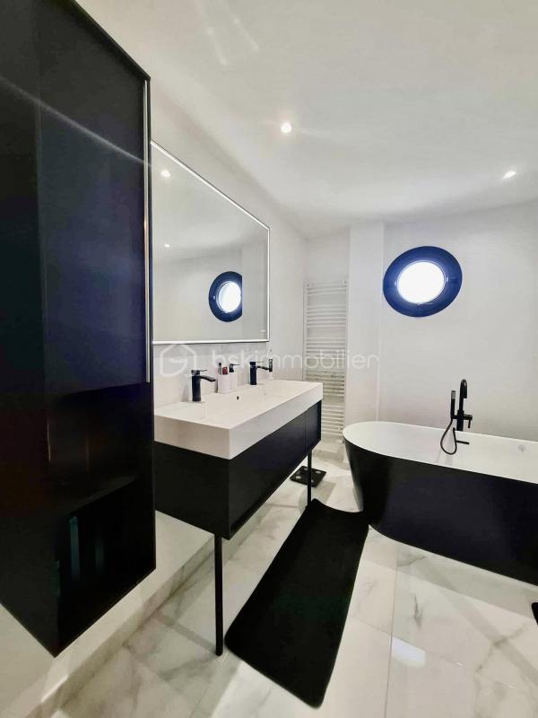 Pavillon - 85 m² - 3 pièces