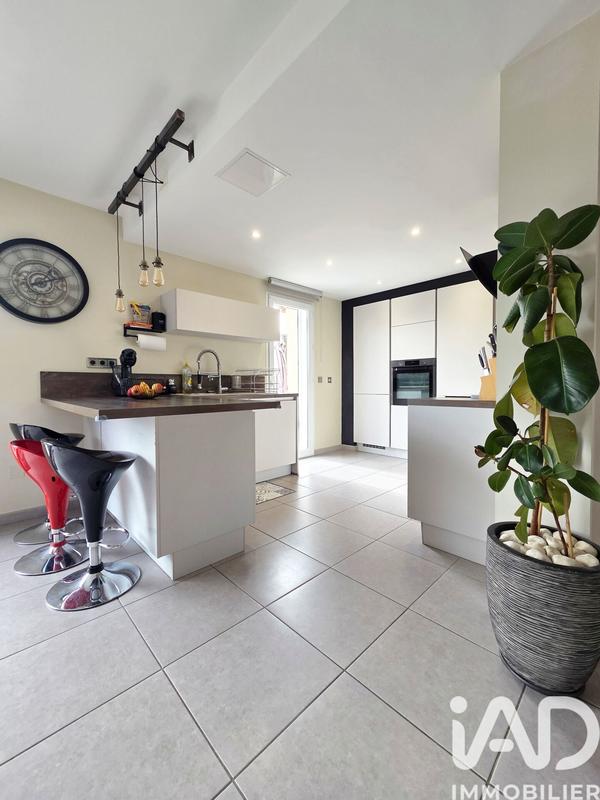 Maison - 115 m² - 4 pièces