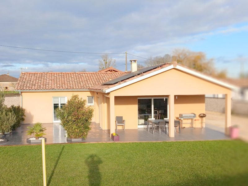 Villa - 100 m² - 3 pièces