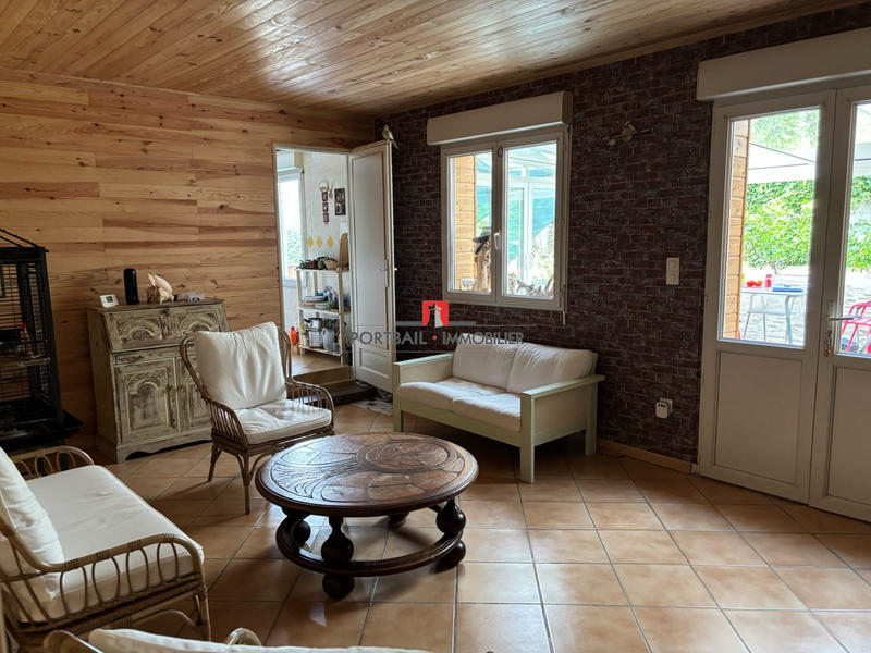 Maison - 159 m² - 6 pièces