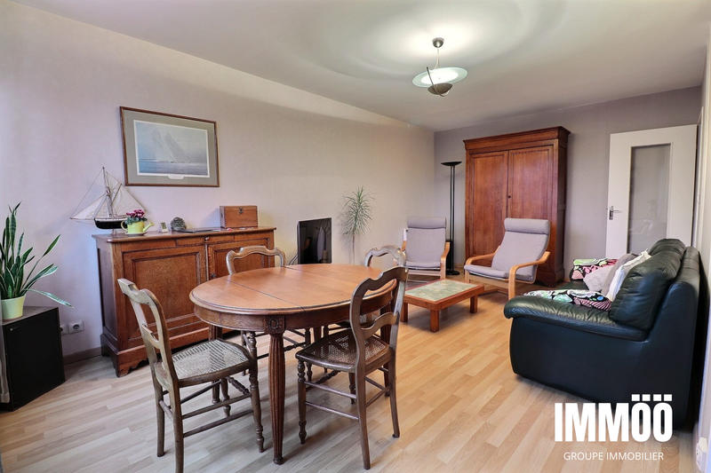 Appartement - 82 m² - 4 pièces