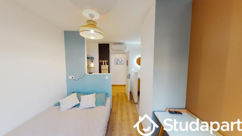 Chambre - 9 m² - 1 pièce