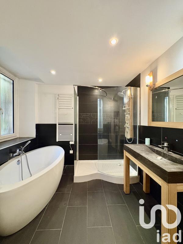 Appartement - 116 m² - 4 pièces