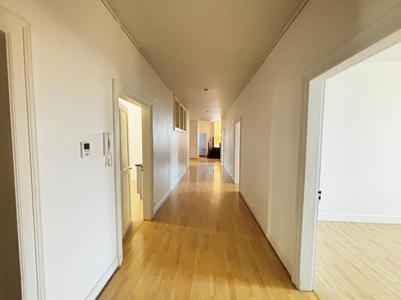 Appartement - 283 m² - 7 pièces