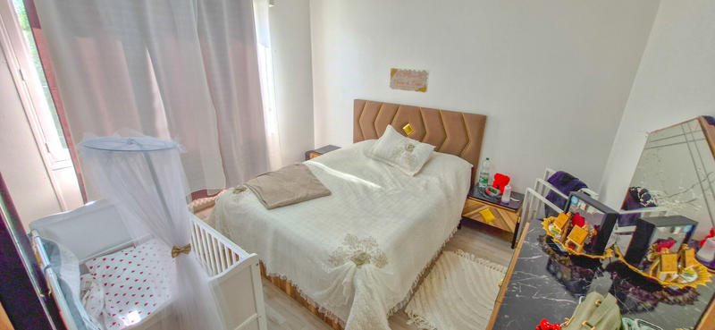 Maison - 178 m² - 10 pièces