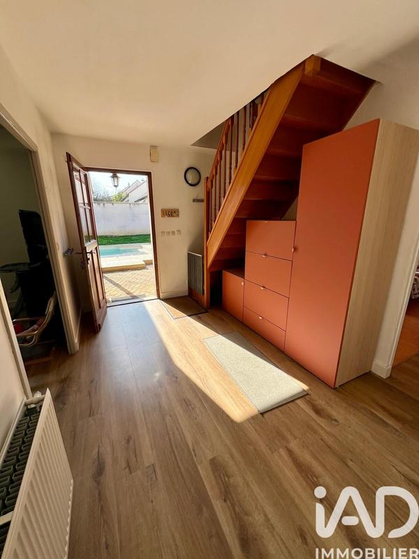 Maison - 90 m² - 5 pièces