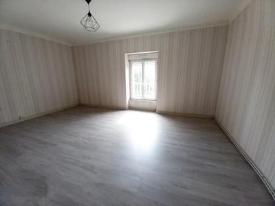 Maison ancienne - 126 m² - 3 pièces