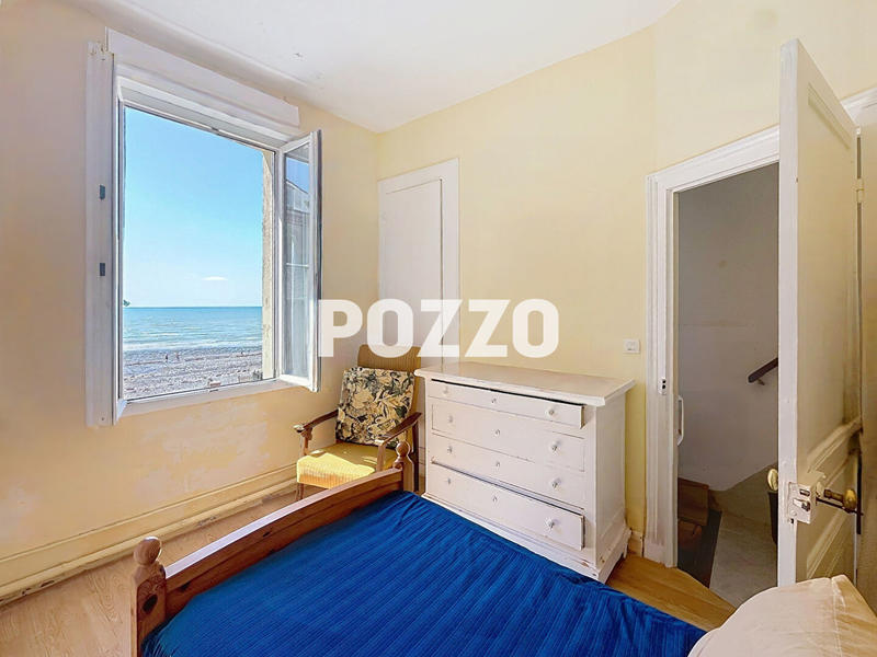 Maison - 85 m² - 5 pièces