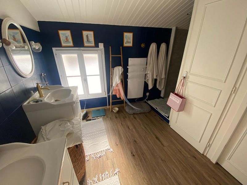 Maison - 150 m² - 7 pièces