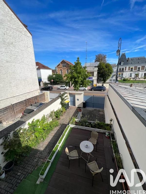 Maison - 123 m² - 7 pièces