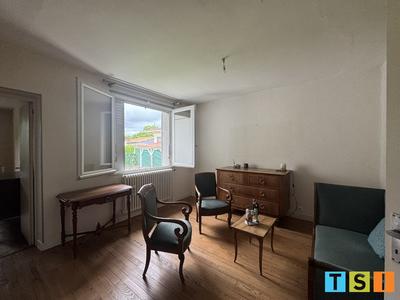 Maison - 95 m² - 5 pièces