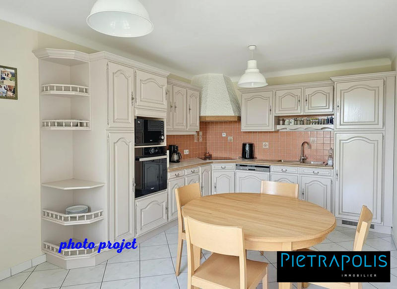 Maison ancienne - 165 m² - 6 pièces