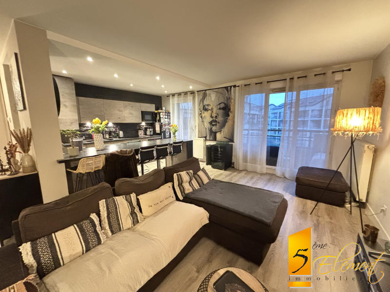 Appartement - 75 m² - 3 pièces