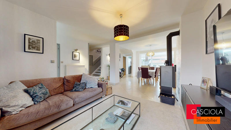 Maison - 131 m² - 6 pièces