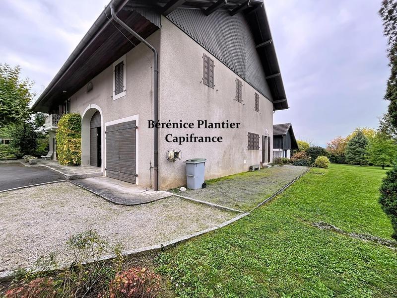 Maison - 246 m² - 7 pièces