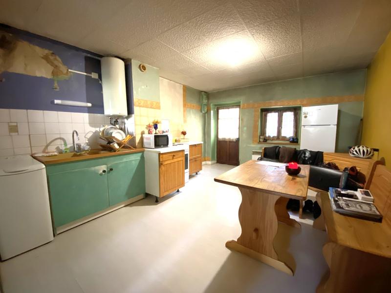 Immeuble - 84 m² - 5 pièces