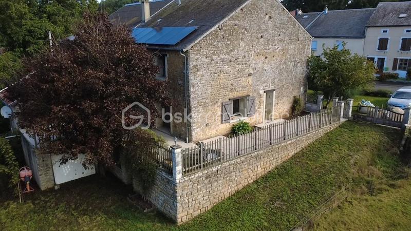 Maison de ville - 180 m² - 3 pièces