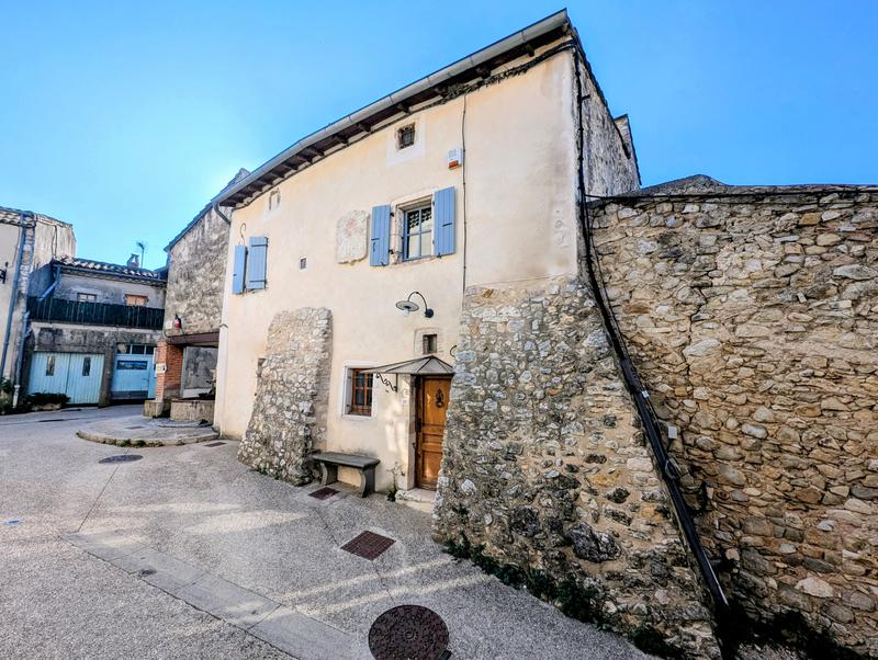 Maison de village - 98 m² - 3 pièces