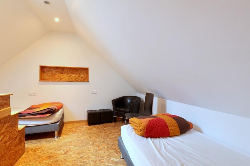 Corps de ferme - 400 m² - 20 pièces