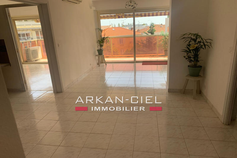 Appartement - 57 m² - 3 pièces