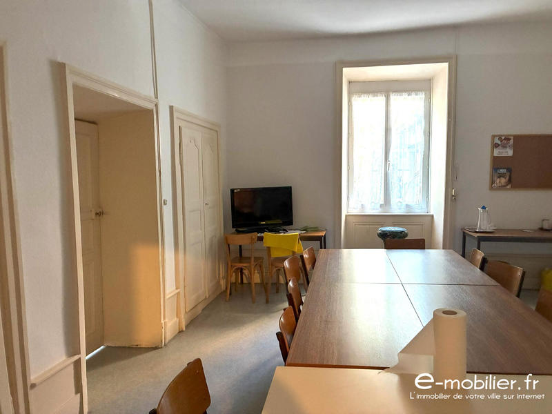 Maison ancienne - 220 m² - 9 pièces