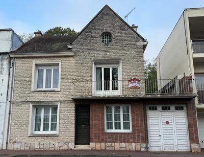 Maison - 120 m² - 4 pièces