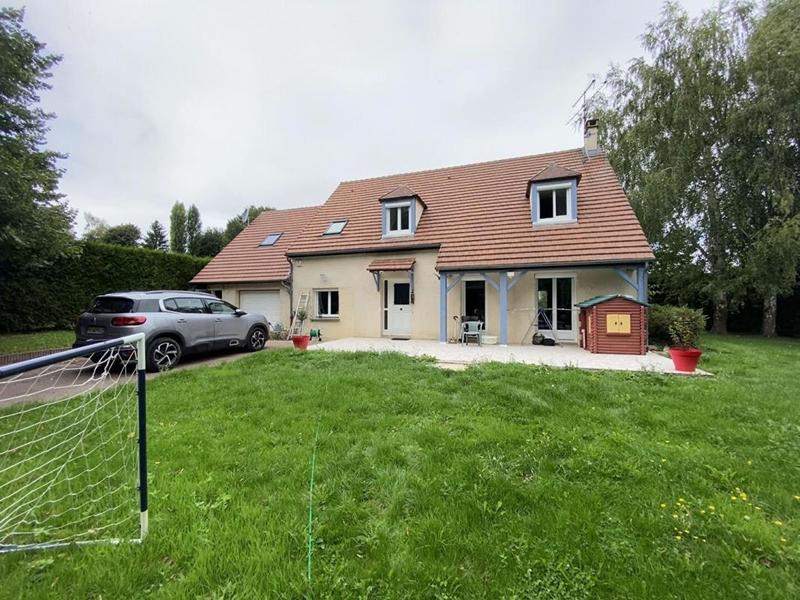 Maison - 160 m² - 8 pièces