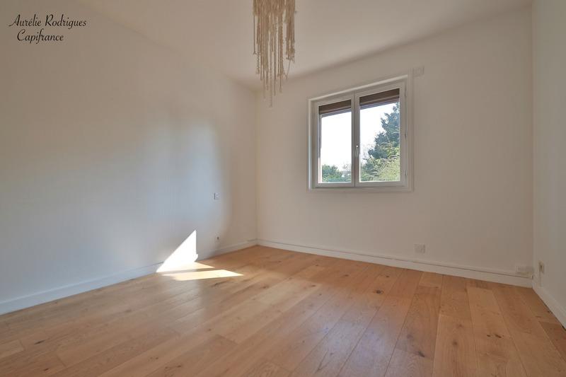 Maison - 208 m² - 7 pièces