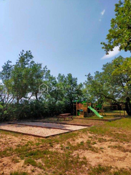 Terrain industriel - 26 593 m²