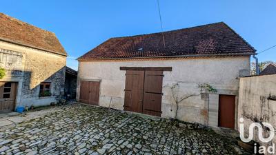 Maison - 230 m² - 8 pièces