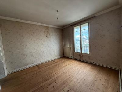 Maison - 90 m² - 6 pièces