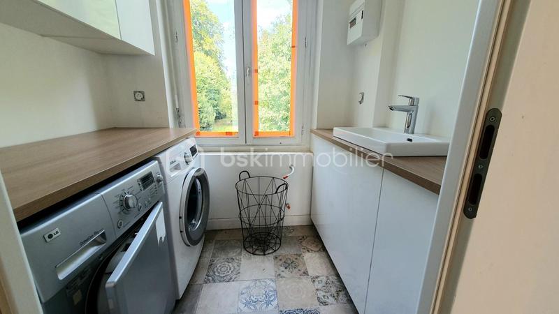 Maison - 200 m² - 11 pièces