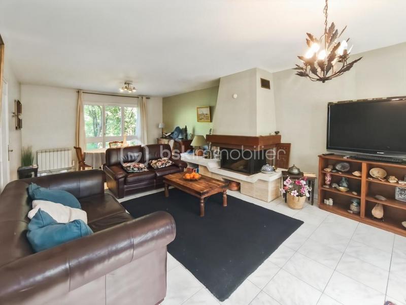 Maison - 101 m² - 6 pièces