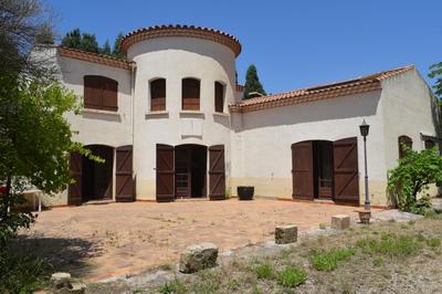 Maison - 185 m² - 7 pièces