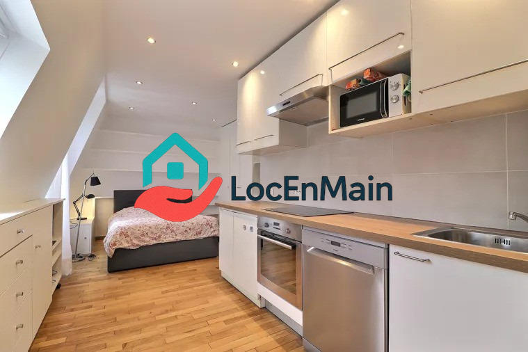 Studio - 25 m² - 1 pièce