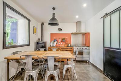 Mas - 230 m² - 6 pièces